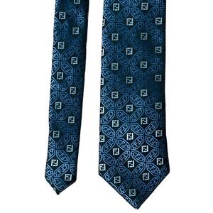 FENDI Luxurious Hand Made in Italy 100% Silk Tie Sophisticated Classic Retro